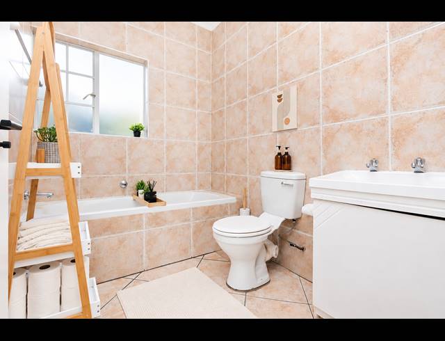 2 BEDROOM APARTMENT FOR SALE IN NORTHGATE